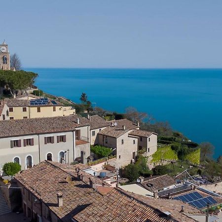 Fiorenzuola Bed & Breakfast Fiorenzuola di Focara Extérieur photo